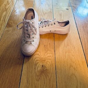 Girls converse Sneakers in Pink